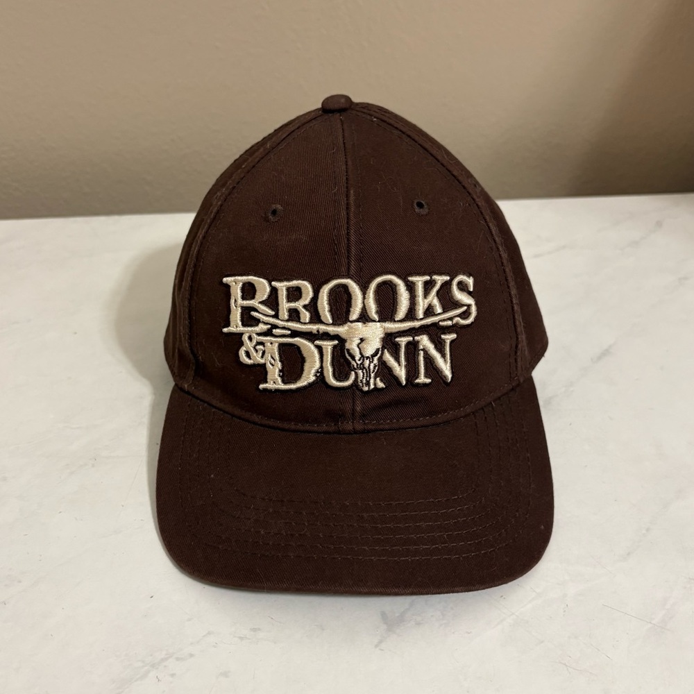 Brooks & Dunn One Size Brown Embroidered Adjustable Last Rodeo Hat Wester Travel